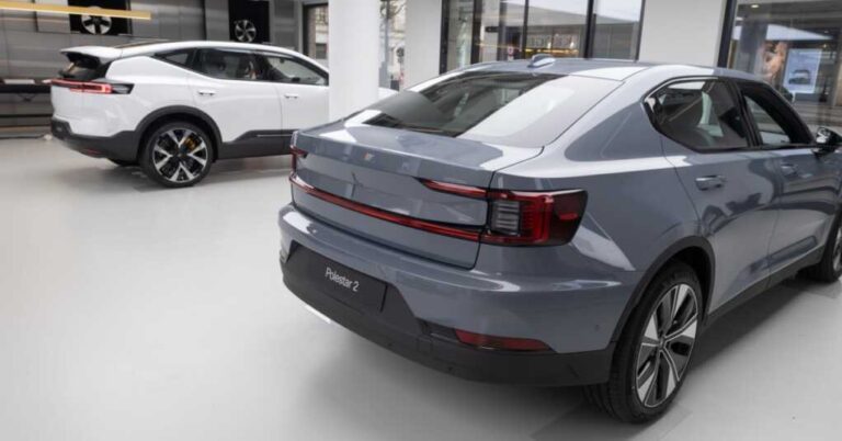Even on Life Support, Europe’s Equivalent of Tesla Still Tries To Shame Gas Driver Even on Life Support, Europe’s Equivalent of Tesla Still Tries To Shame Gas Driver